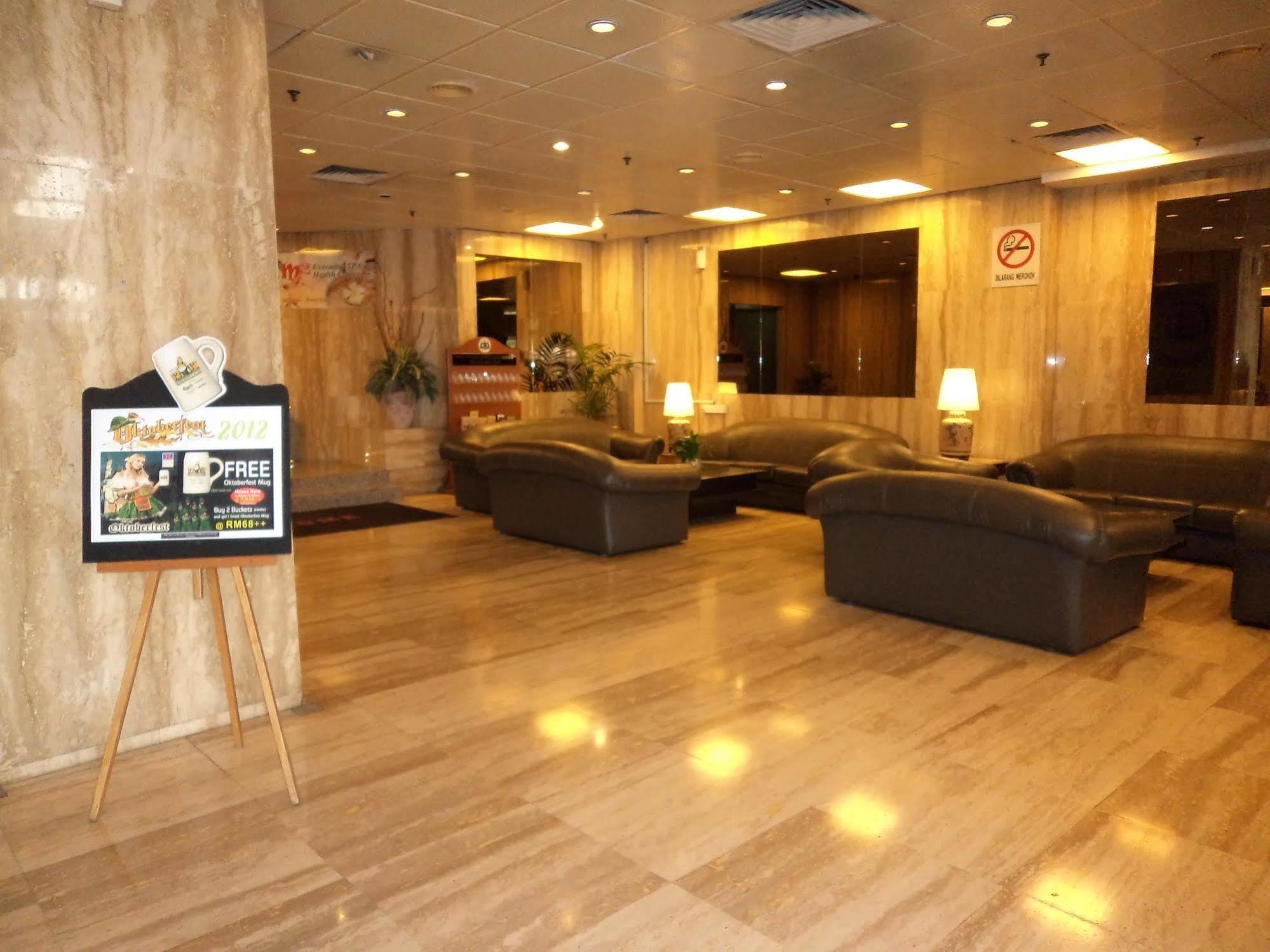 The Emperor Hotel Malacca Kültér fotó